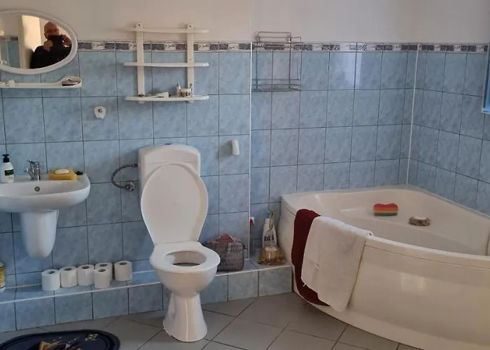 Semesterbostad Dom & Nad Rzeka *